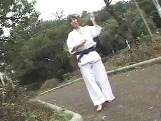 Hitomi tanaka karate