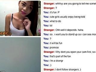 Omegle asian babe gets naughty