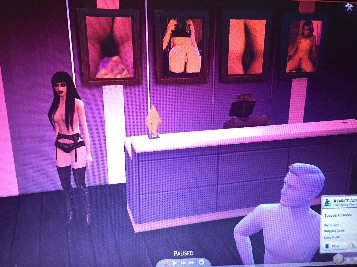 Sims nosferatu turns whores into his vampire