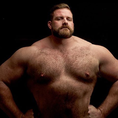Juice reccomend muscular hairy guy