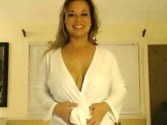 Commander reccomend Hot brunnete house wife from UK teasing in the bathroom