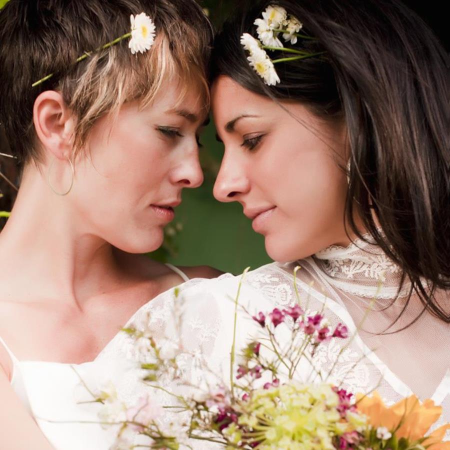 Wife turns hubby into lesbian lover