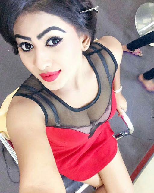 best of Sri Hot boobs lanka pic