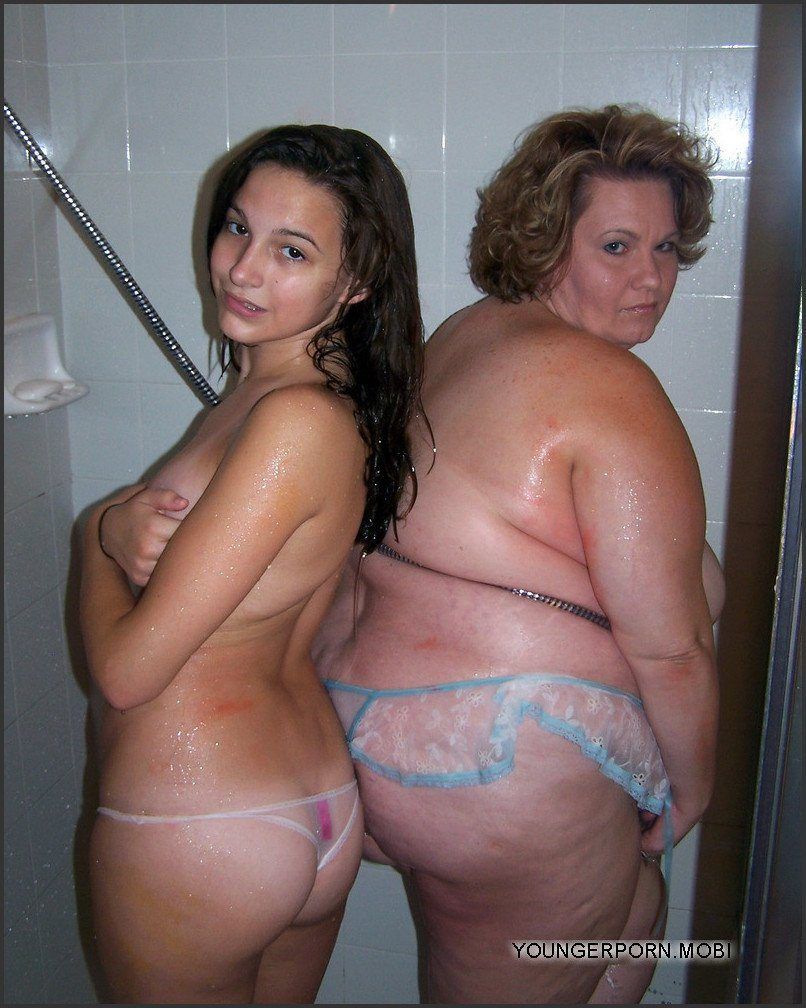 best of Daughter shower nude Mother