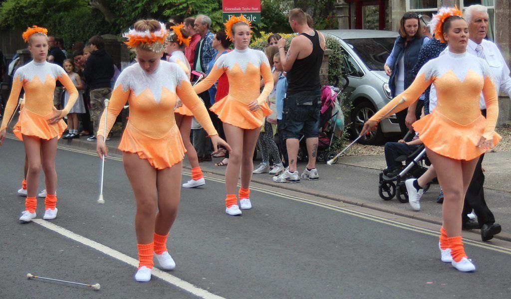 Majorettes in pantyhose