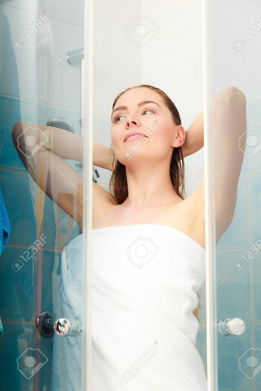 girl orgy in shower
