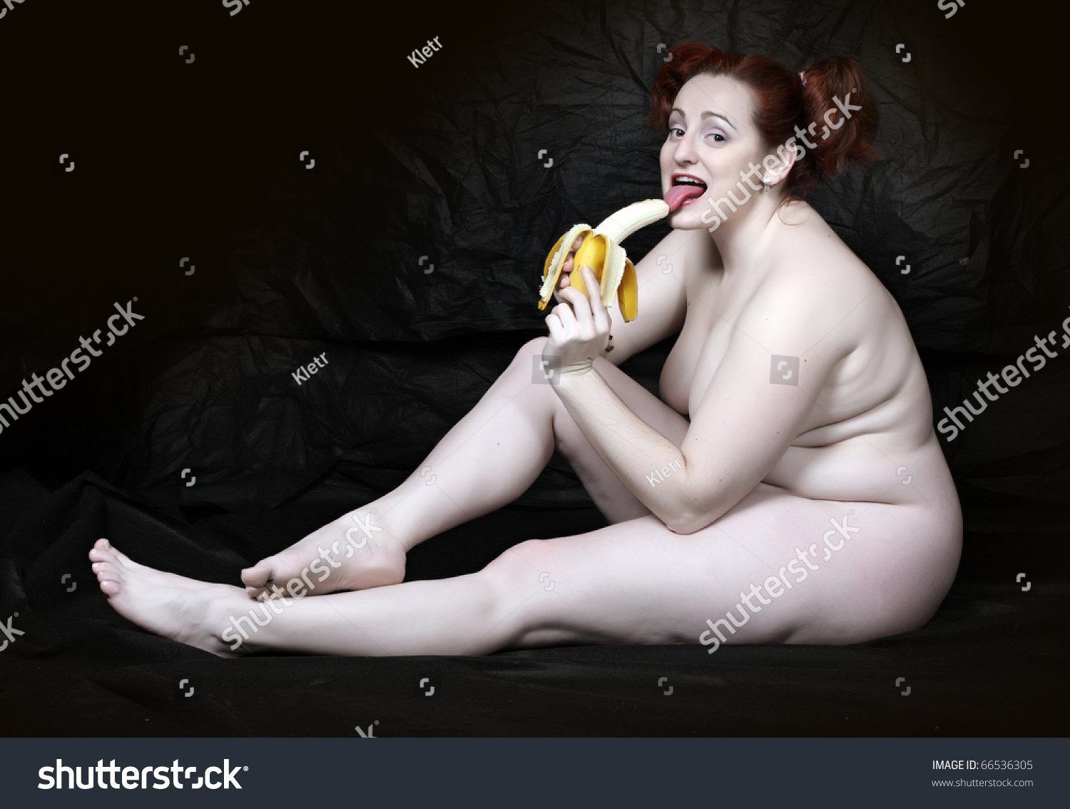 Art naked fat woman