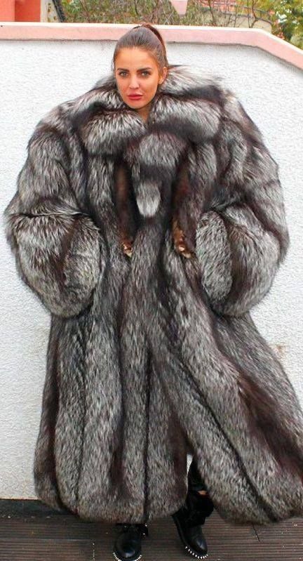 New N. reccomend Fur coat fetish pics