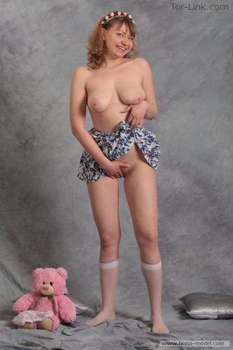 best of Nude Evie model