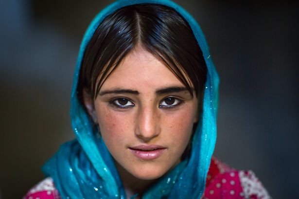 HAL reccomend Nude afghan girl close up pic