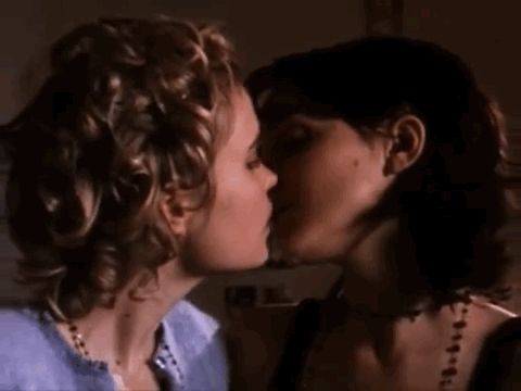 Black W. reccomend Chick chick kissing lesbian movie