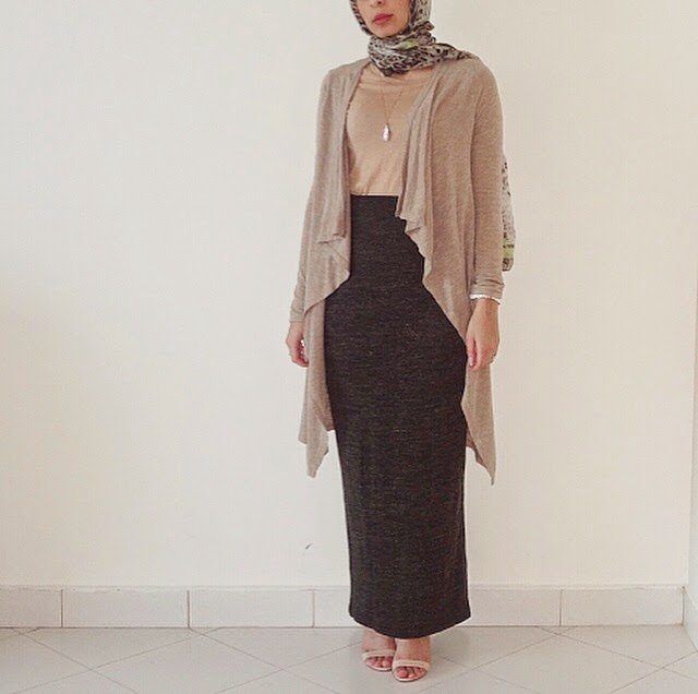 Tight skirt hijab