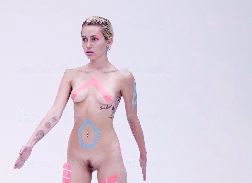 Miley cyrus goes naked