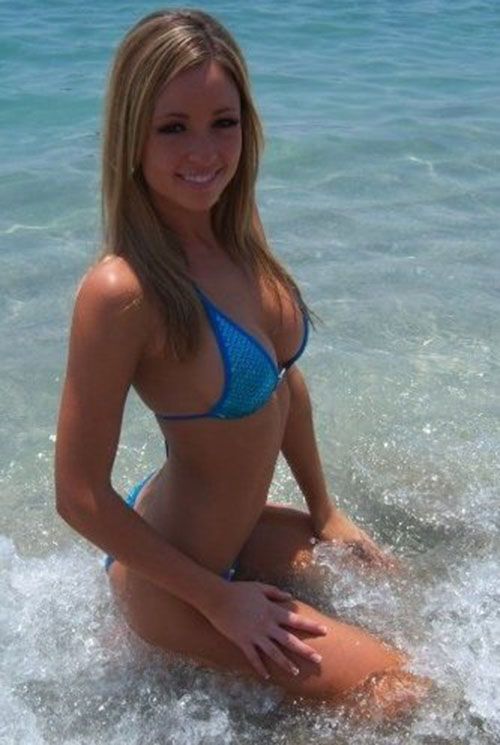 Very hot college woman