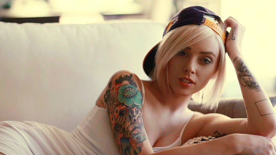 Xxx gif tattooed girl